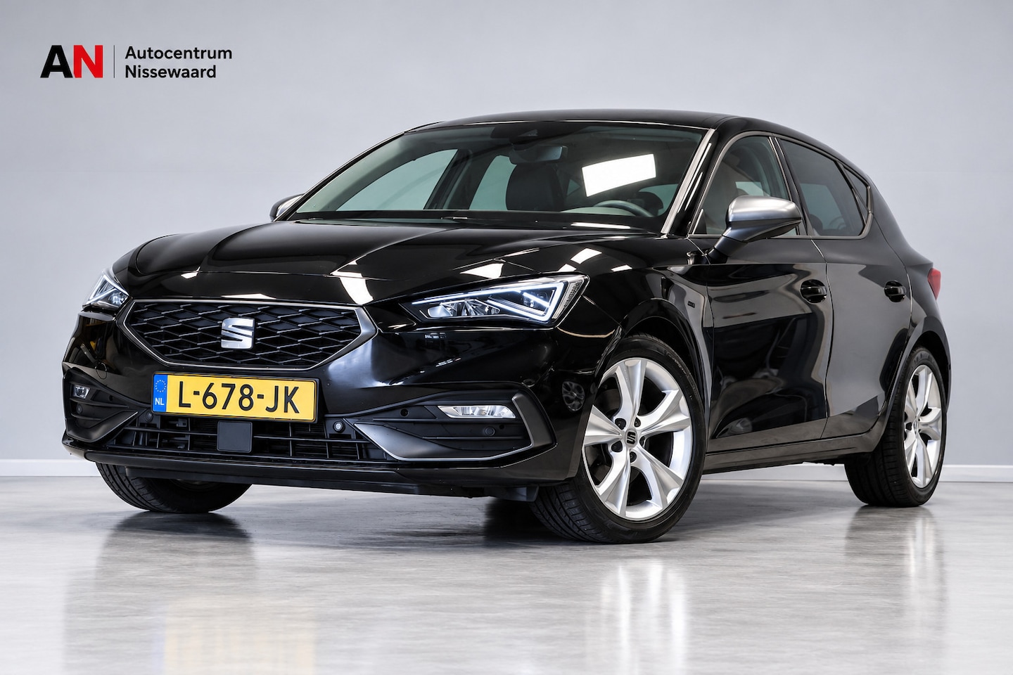 SEAT Leon - 1.0 TSI FR Business Intense|Virtual|Stoelverwrm|Carplay - AutoWereld.nl