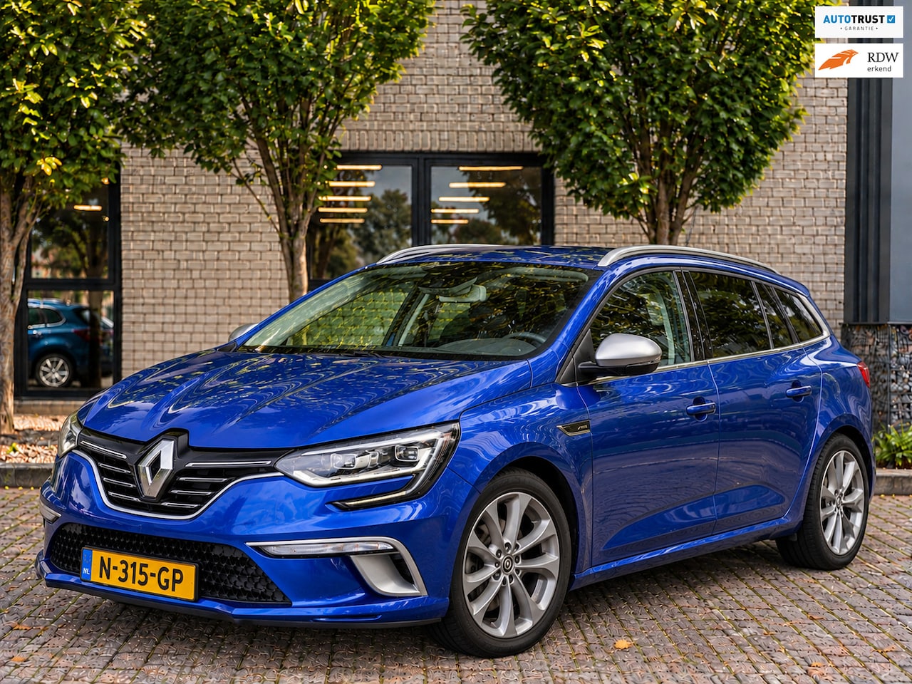 Renault Mégane Estate - 1.2 TCe GT-Line Navi|PDC A|Trekhaak|ClimateControl|APK 09-2027 - AutoWereld.nl