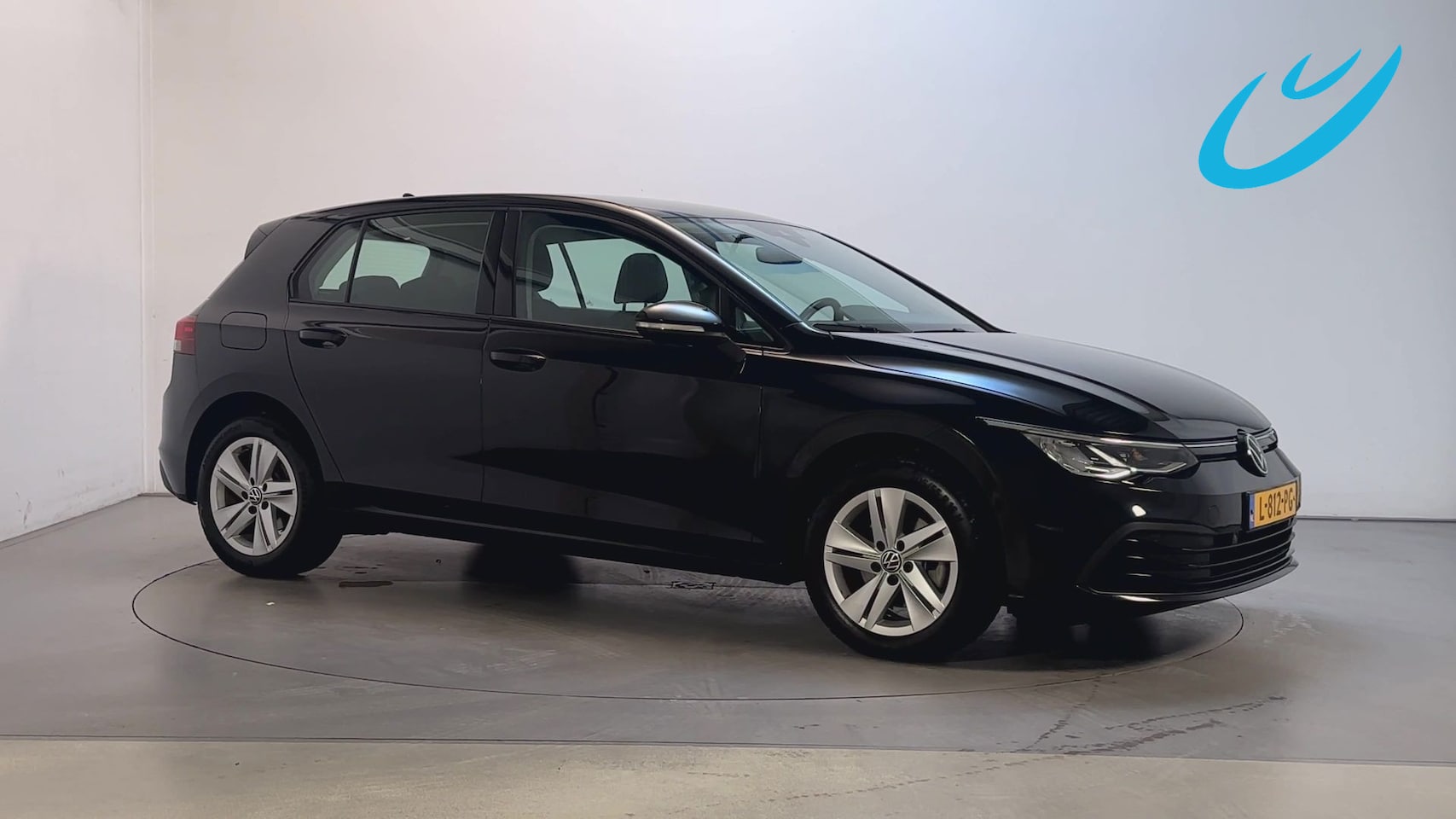 Volkswagen Golf - 1.0 TSI 110pk Life Parkeersensoren Sfeerverlichting Navigatie Adaptive Cruise - AutoWereld.nl
