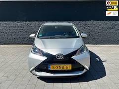 Toyota Aygo - 1.0 VVT-i x-play airco/zuinig/automaat/Xplay