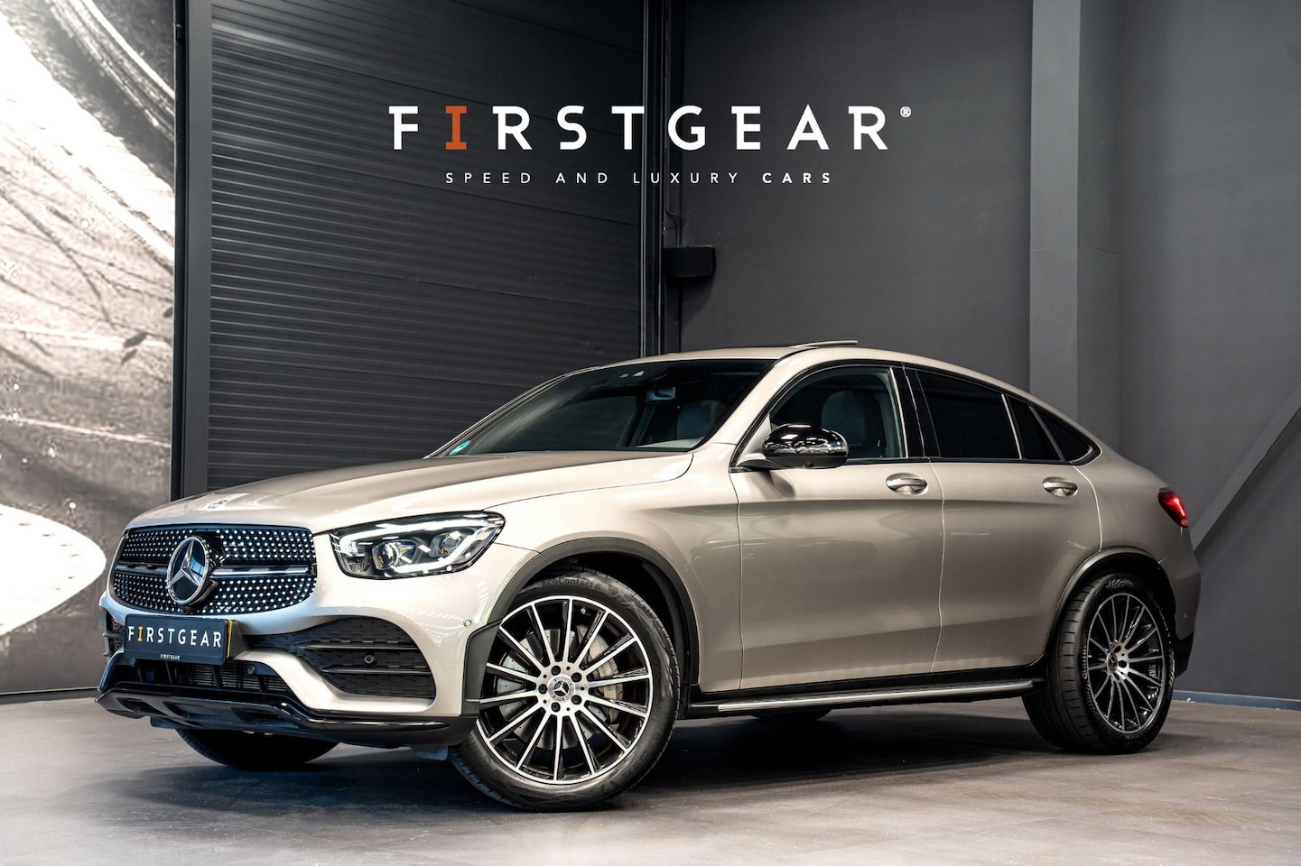 Mercedes-Benz GLC-klasse Coupé - 200 Premium Plus *AMG-Line / LUCHTVERING / Burmester / Schuif -/ kanteldak  / Keyless-Entr - AutoWereld.nl