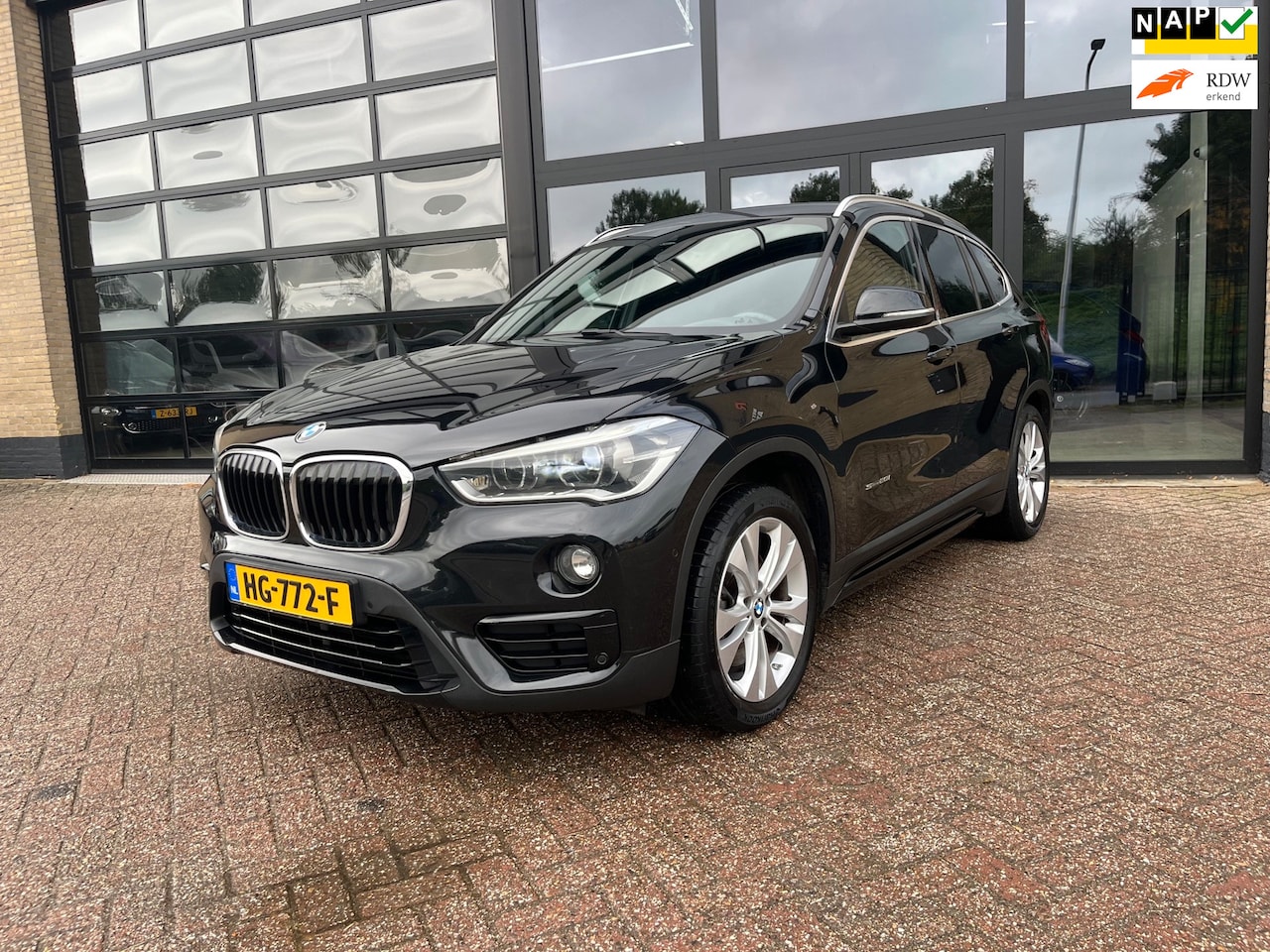 BMW X1 - sDrive20i SDrive20i , Automaat, NL-Auto - AutoWereld.nl