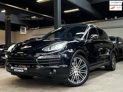 Porsche Cayenne - 4.8 S Pano Pano/Luchtvering/Navi/