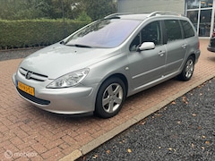 Peugeot 307 SW - 2.0 16V Navtech ECC-AIRCO/TREKHAAK/PANO
