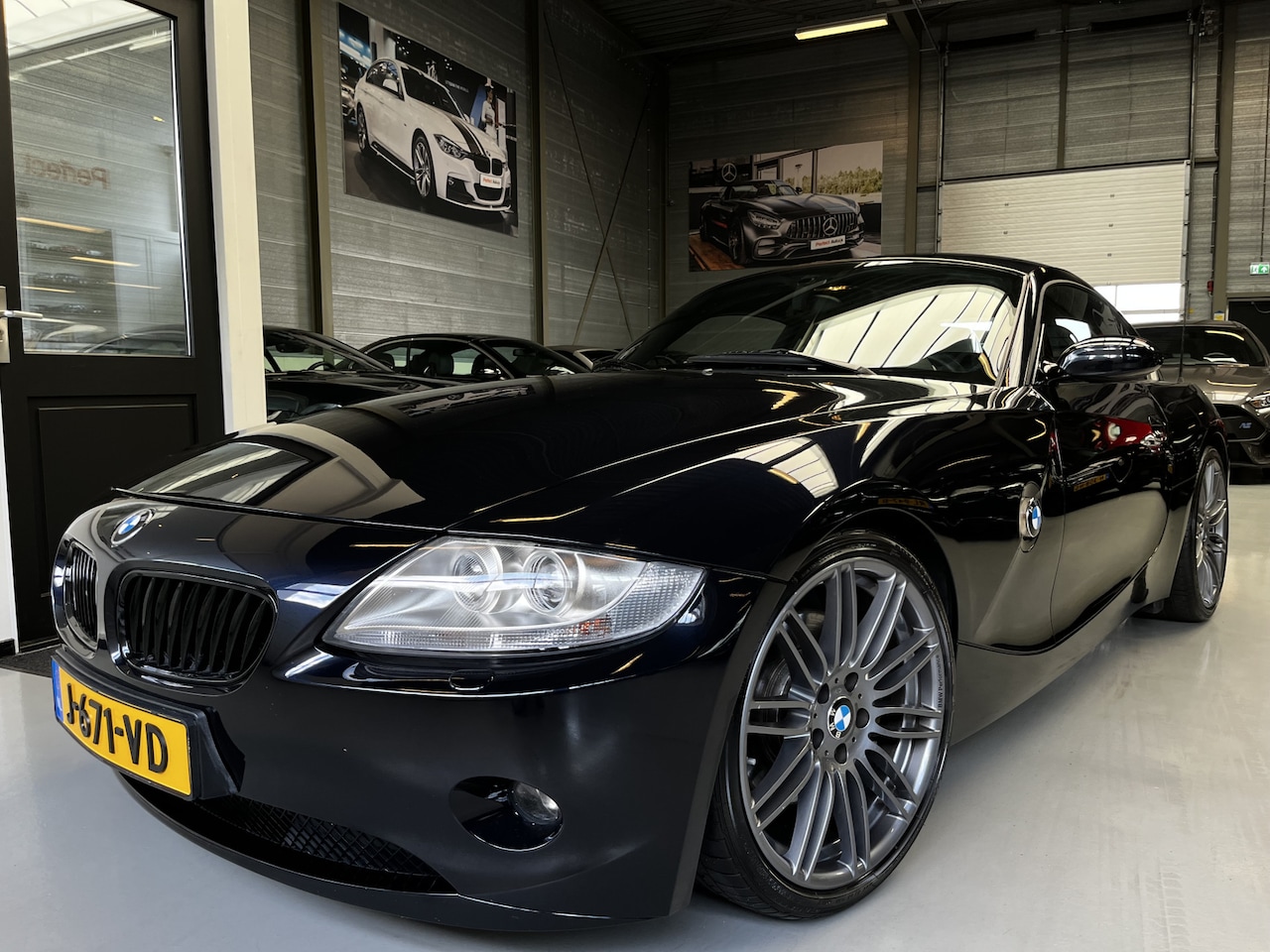 BMW Z4 Coupé - 3.0si Airco, Cruise, Navi - AutoWereld.nl