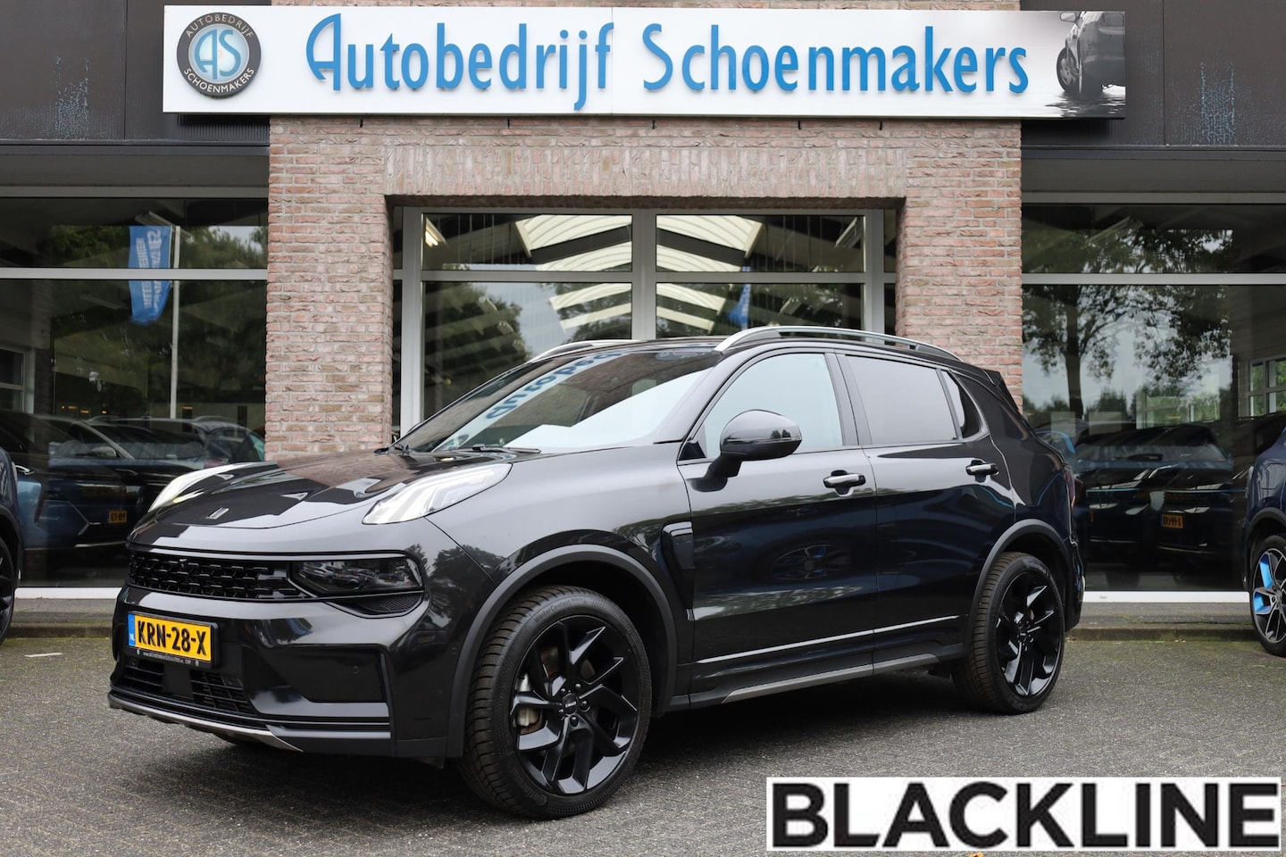 Lynk & Co 01 - 1.5 MY23! BLACKLINE! ZWARTE-HEMEL ROLHOES MY23 360-CAMERA PANO/SCHUIF INFINITY DAB NAVI CA - AutoWereld.nl
