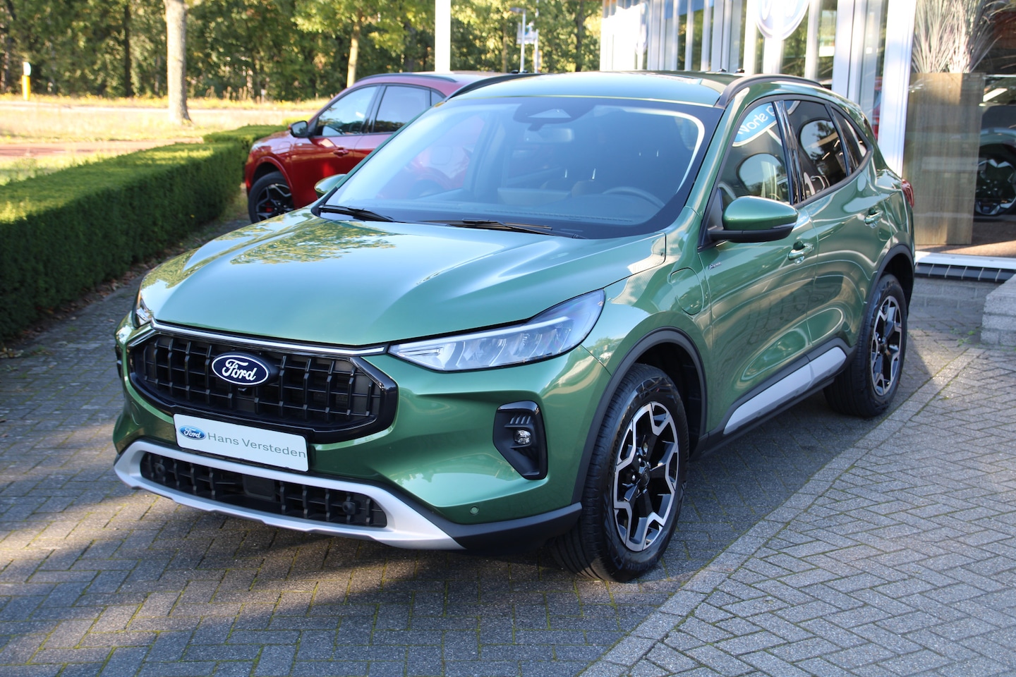 Ford Kuga - 2.5 PHEV Active X 243 PK Automaat WINTER-PACK | NAVIGATIE | KEYLESS | - AutoWereld.nl