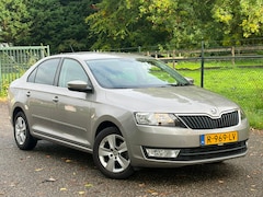 Skoda Rapid Spaceback - 1.2 TSI Greentech Drive /Navi/Stoelverwarming/