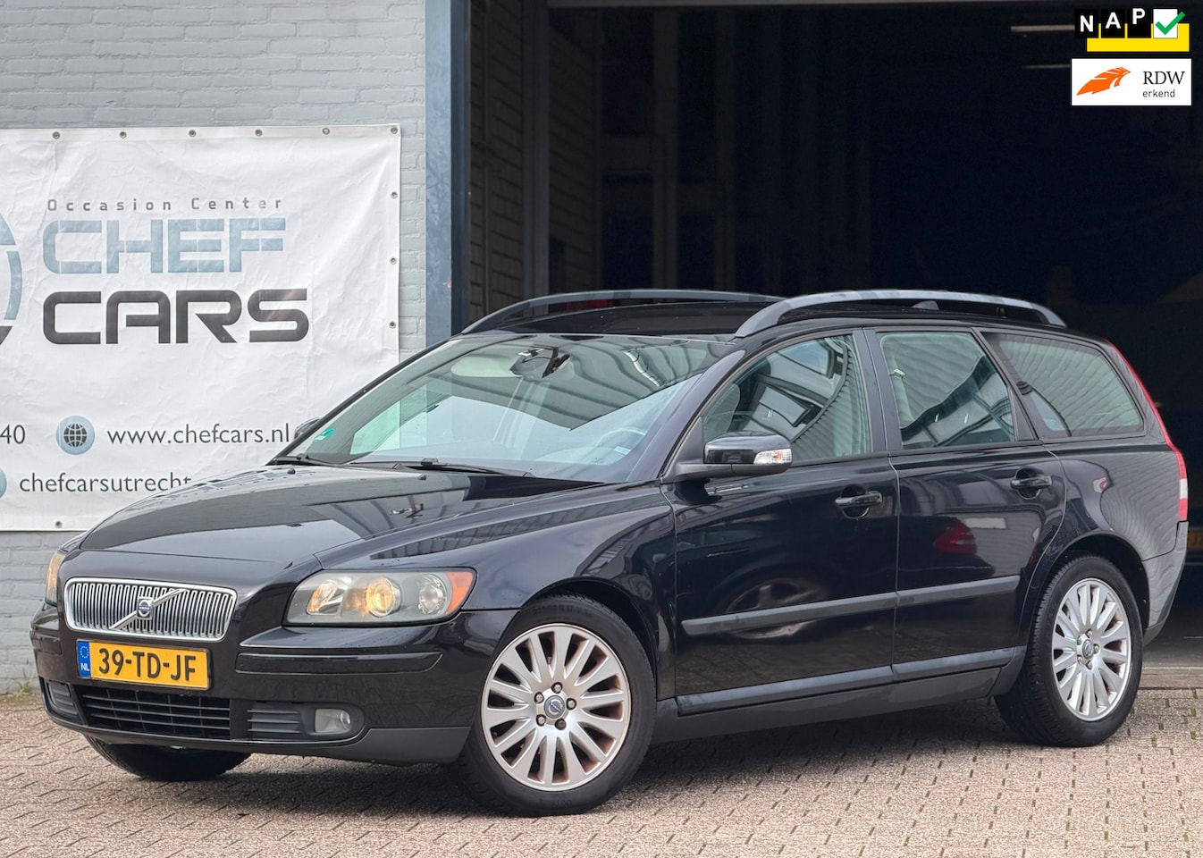 Volvo V50 - 1.8|NAP|NIEUWEAPK|AIRCO|CRUISE|3EIGENAAR|BOEKJES! - AutoWereld.nl