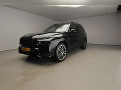 BMW X7 - xDrive40i | M-Sportpakket | LED | Leder | HUD | Active cruise | Panoramadak | Trekhaak | A