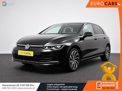 Volkswagen Golf - 1.5 eTSI 130pk Automaat Style Sfeer verlichting Navigatie Climate control Camera Adaptive
