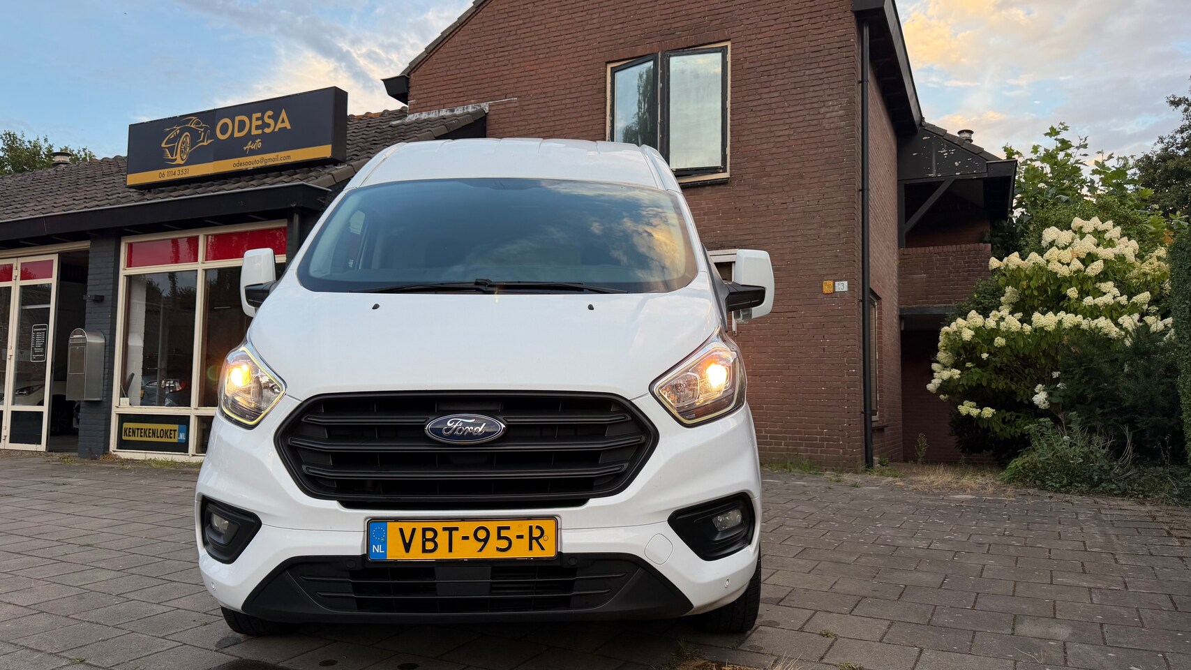 Ford Transit Custom - 320 2.0 TDCI L2H2 Trend - AutoWereld.nl