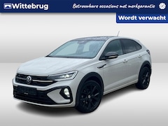 Volkswagen Taigo - 1.5 TSI 150pk R-Line DSG Automaat BLACK STYLE / Panorama schuifk dak / Navigatie / LM 18 i