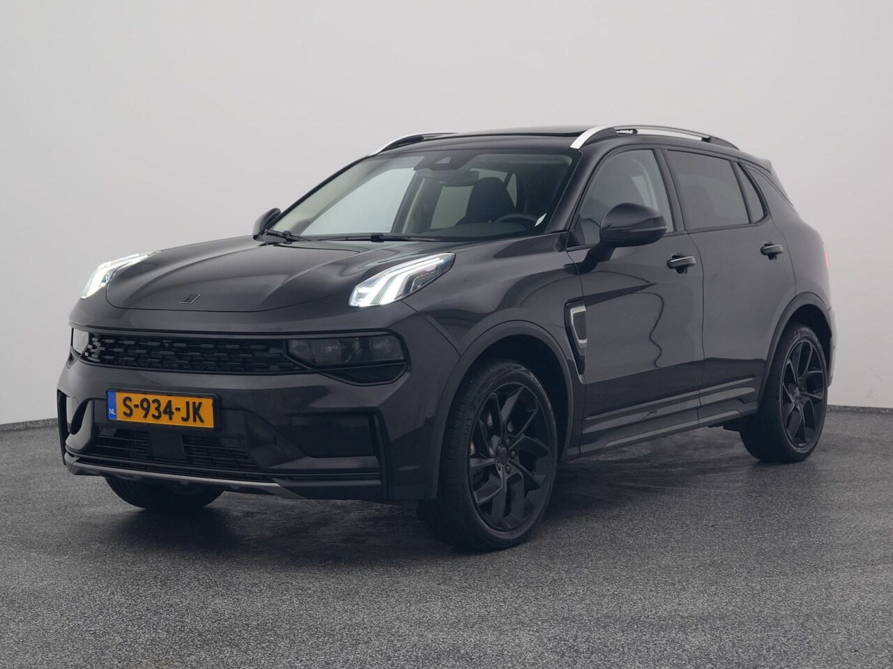 Lynk & Co 01 - 1.5 Plug-in Hybrid | 360° | BLACK | NLD AUTO - AutoWereld.nl
