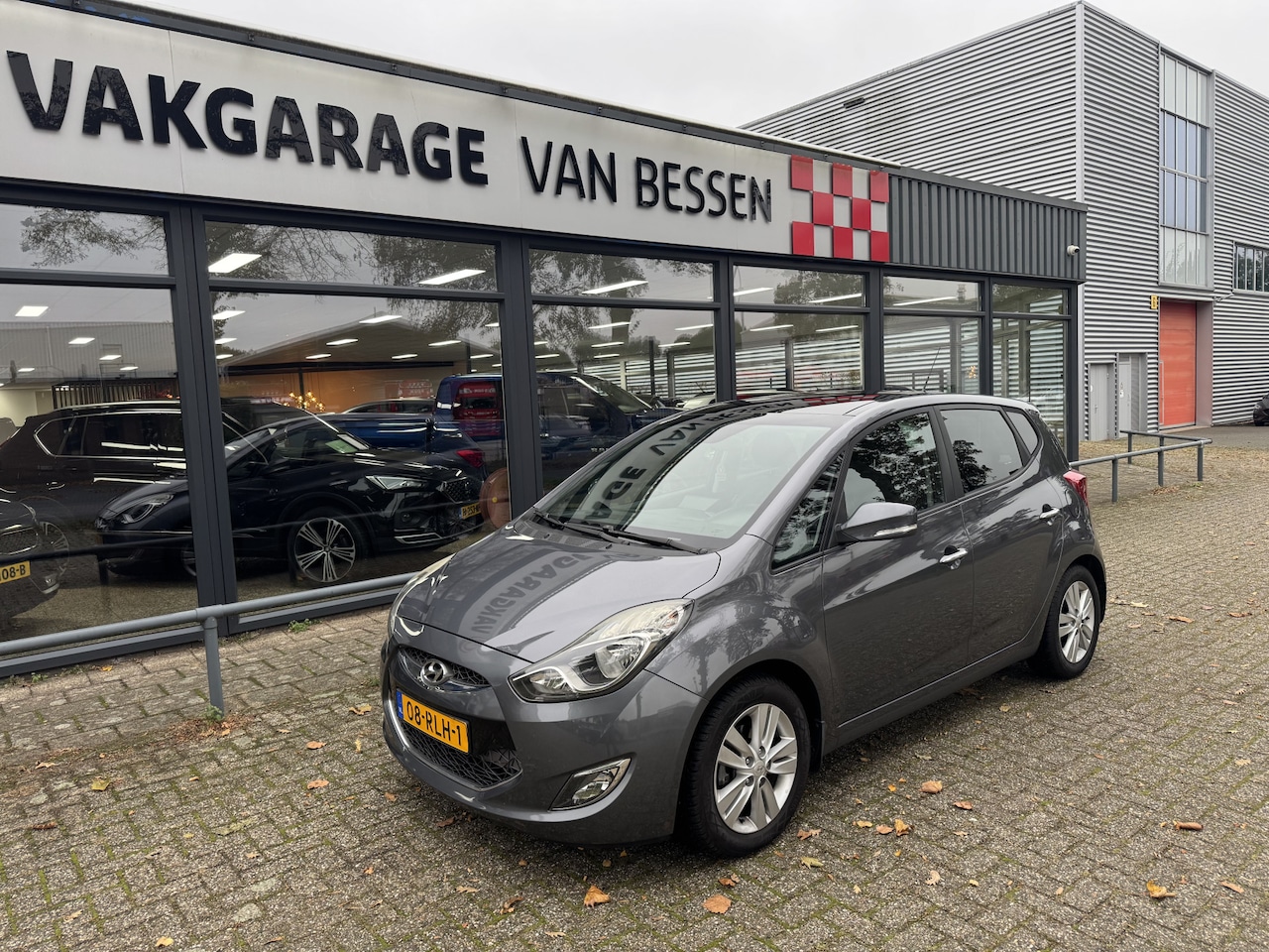 Hyundai ix20 - 1.6i i-Catcher AUTOMAAT-CAMERA-PANO-TREKHAAK - AutoWereld.nl