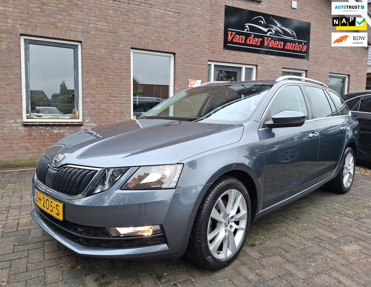 Skoda Octavia Combi - 1.0 TSI Greentech Clever Edition. Dealer onderhouden. O.a. stoelverwarming, carplay, pdc, - AutoWereld.nl
