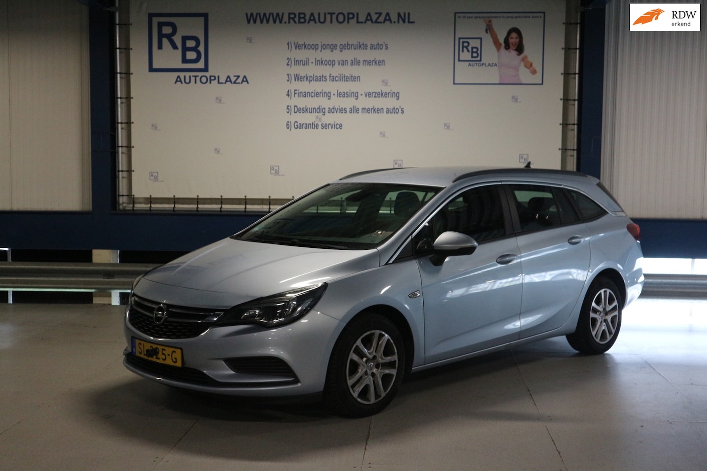 Opel Astra Sports Tourer - 1.4 AUTOMAAT / 12 MAANDEN GARANTIE ! ! ! - AutoWereld.nl