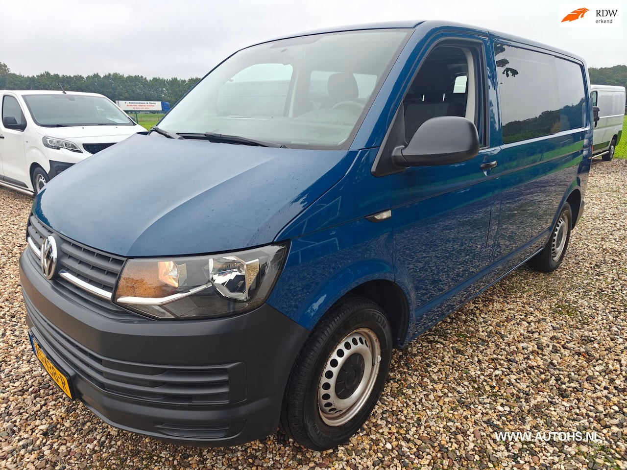 Volkswagen Transporter - 2.0 TDI L1H1 2.0 TDI L1H1 , Dubbele cabine , Airco , Apk sept. 2027 , nette bus . - AutoWereld.nl