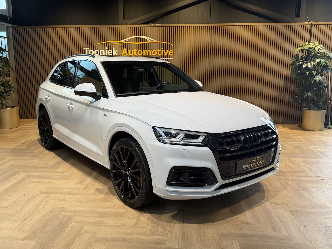 Audi Q5 - 55 TFSI e quattro Competition 55 TFSI e quattro Competition - AutoWereld.nl