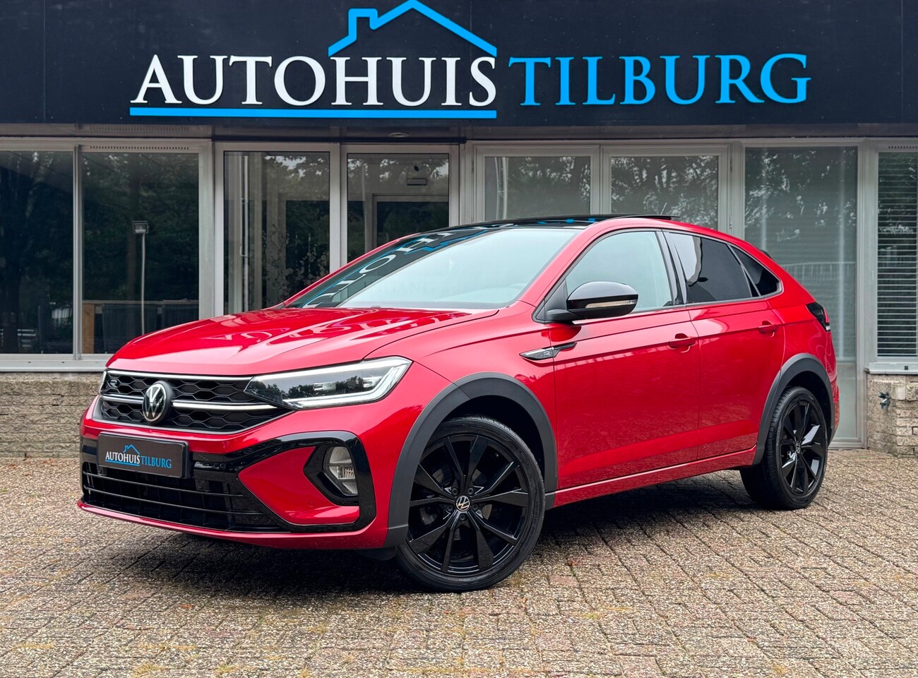 Volkswagen Taigo - 1.5 TSI R-Line 3x R-Line Pano Keyless Camera - AutoWereld.nl