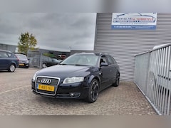 Audi A4 Avant - Quattro 2.0tfsi s-line