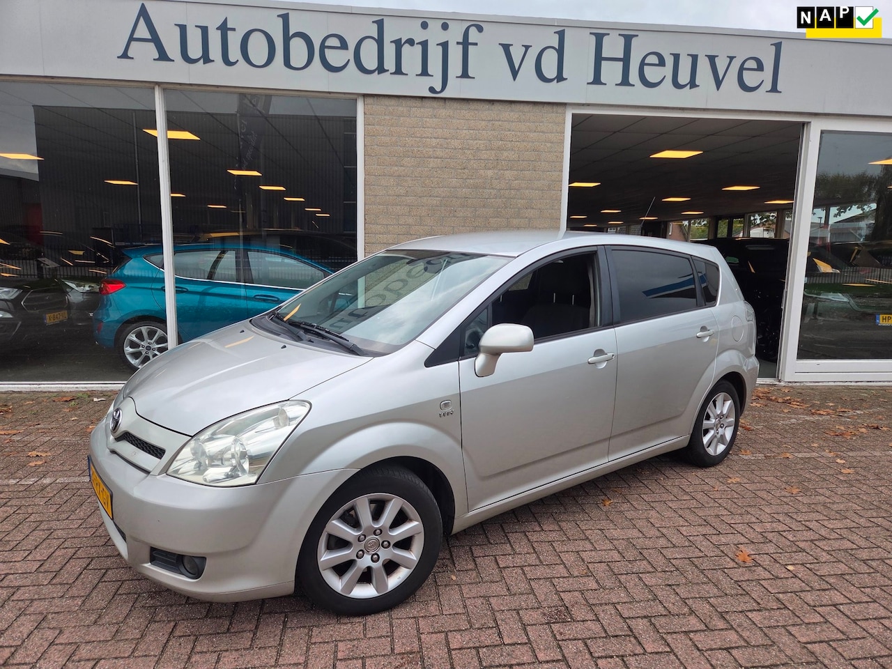 Toyota Corolla Verso - 1.8 VVT-i Luna *Airco*Cruise Controle* - AutoWereld.nl