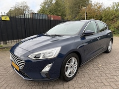 Ford Focus - 1.0 EcoBoost Trend Edition Business Carplay/Cruise/Navi/Wifi