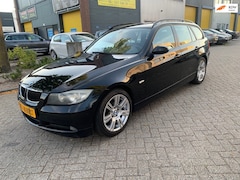 BMW 3-serie Touring - 320i Business Line Nederlandse auto youngtimer , netjes onderhouden