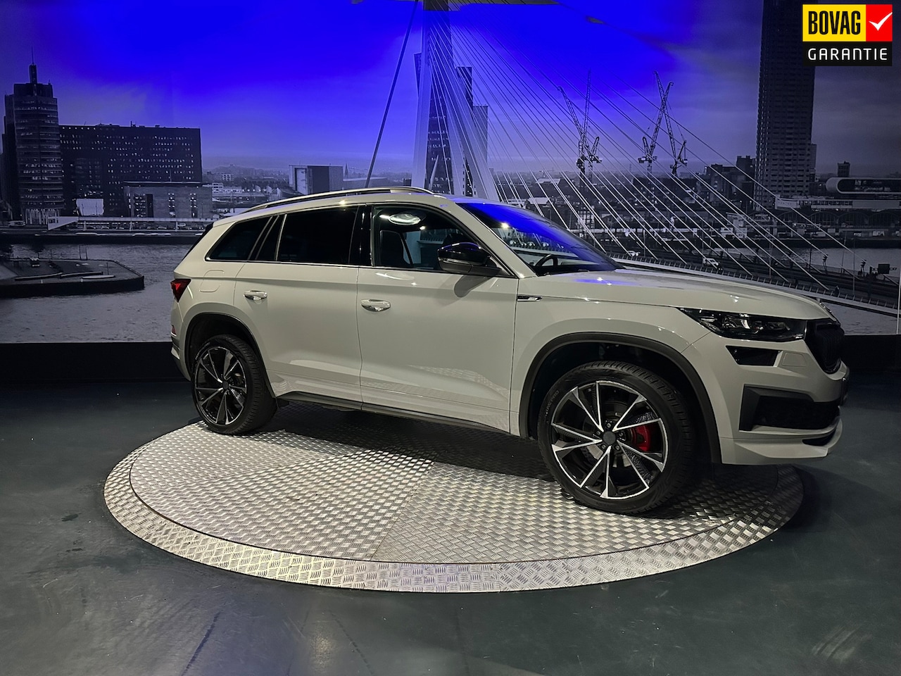 Skoda Kodiaq - 1.5 TSI Business Edition Plus *Pano*Memory*Trekhaak* - AutoWereld.nl