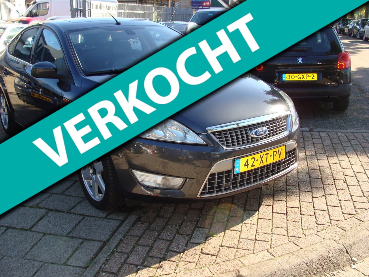 Ford Mondeo - 2.5-20V Titanium pano navi airco nap apk - AutoWereld.nl