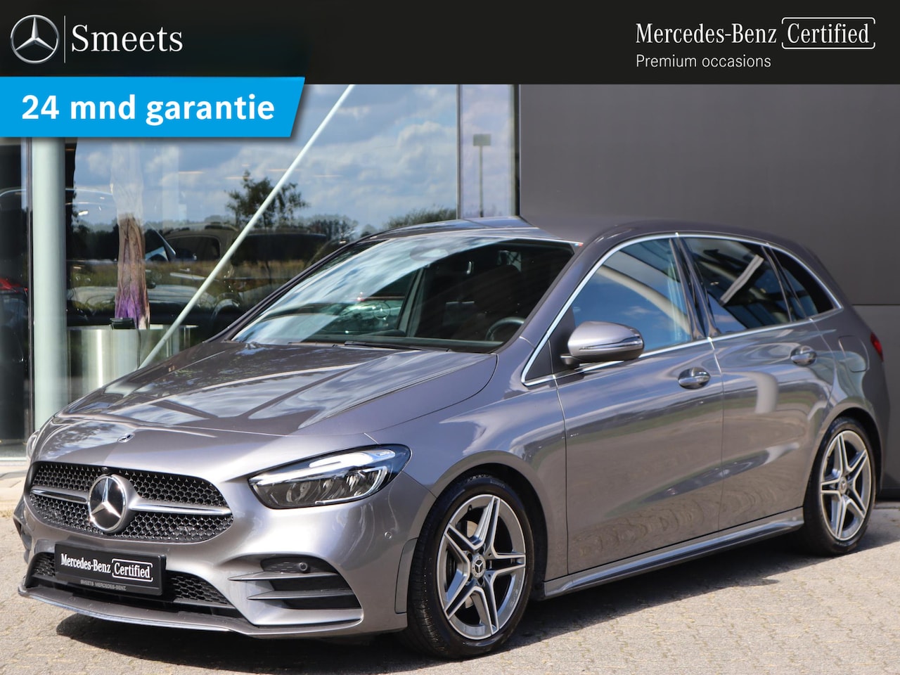 Mercedes-Benz B-klasse - 180 Business Solution AMG l Keyless l Achteruitrij camera l Stoelverwarming - AutoWereld.nl