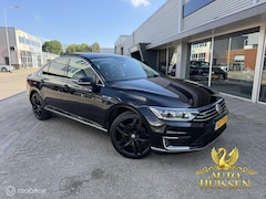 Volkswagen Passat - 1.4 TSI GTE Highline Pano ACC Leder
