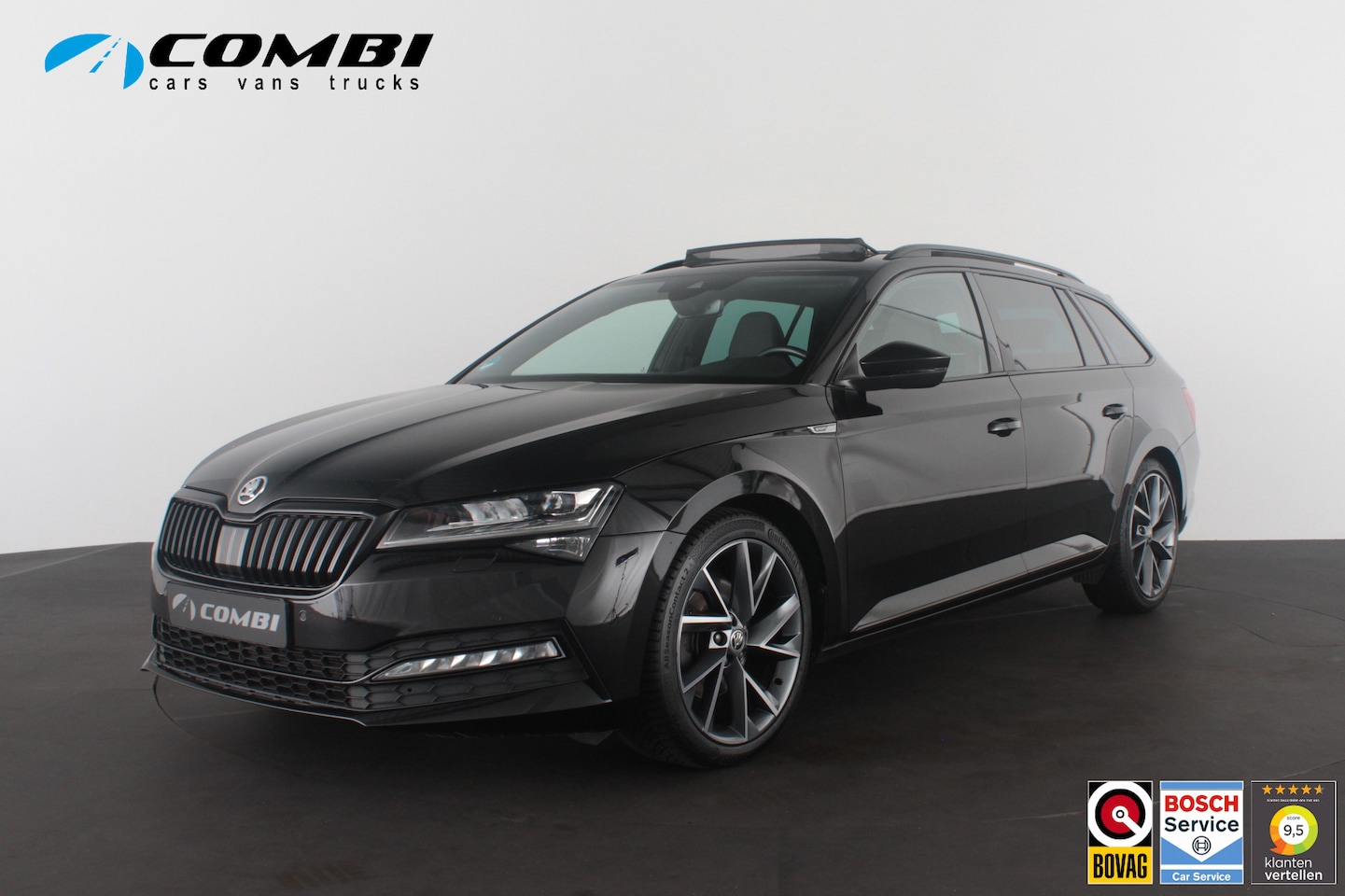Skoda Superb Combi - 2.0 TDI SportLine > 200pk/Pano.schuif/19 Inch/Stoelverwarming/All-season... - AutoWereld.nl