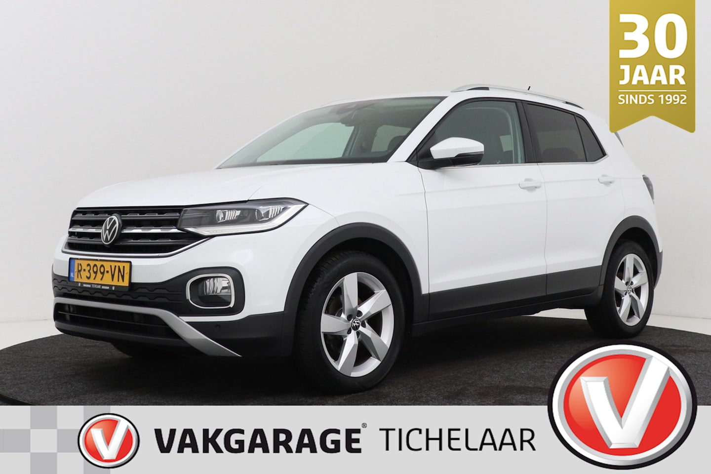 Volkswagen T-Cross - 1.0 TSI Style | Camera | CarPlay | Climate Control | Stoelverwarming | - AutoWereld.nl