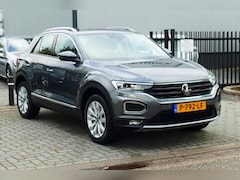 Volkswagen T-Roc - 1.5 TSI Sport. Camera, Elek Klep, Adap Cruise, Stoel&StuurVerw, Haak 1500kg