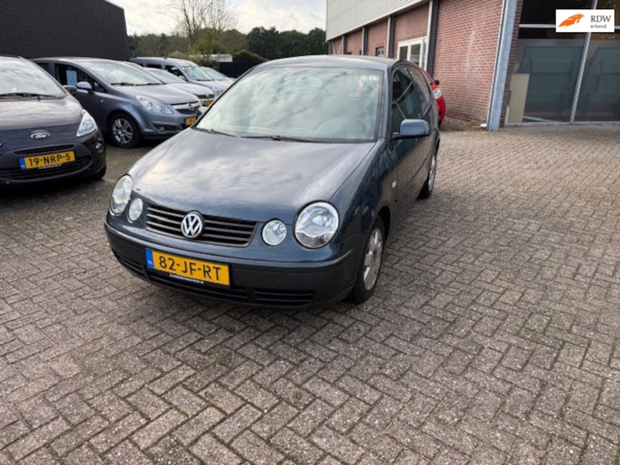 Volkswagen Polo - 1.4-16V Highline AUTOMAAT - AutoWereld.nl