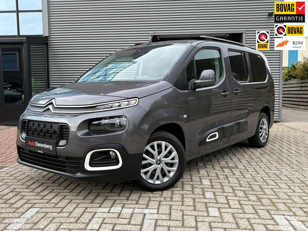 Citroën Berlingo XL - 1.2 PureTech Shine GARANTIE! - AutoWereld.nl