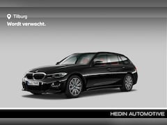 BMW 3-serie Touring - 330e High Executive | Achteruitrijcamera | Glazen panoramadak | Head-Up Display | Elektris