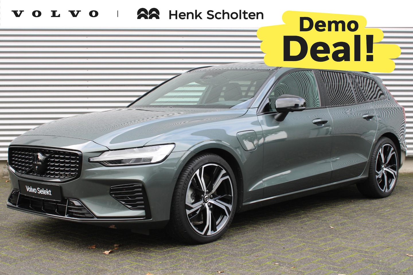 Volvo V60 - T6 Automaat Plug-in hybrid AWD Plus Dark | Demo DEAL|SOH-waarde 100% |Head-up Display | Ha - AutoWereld.nl
