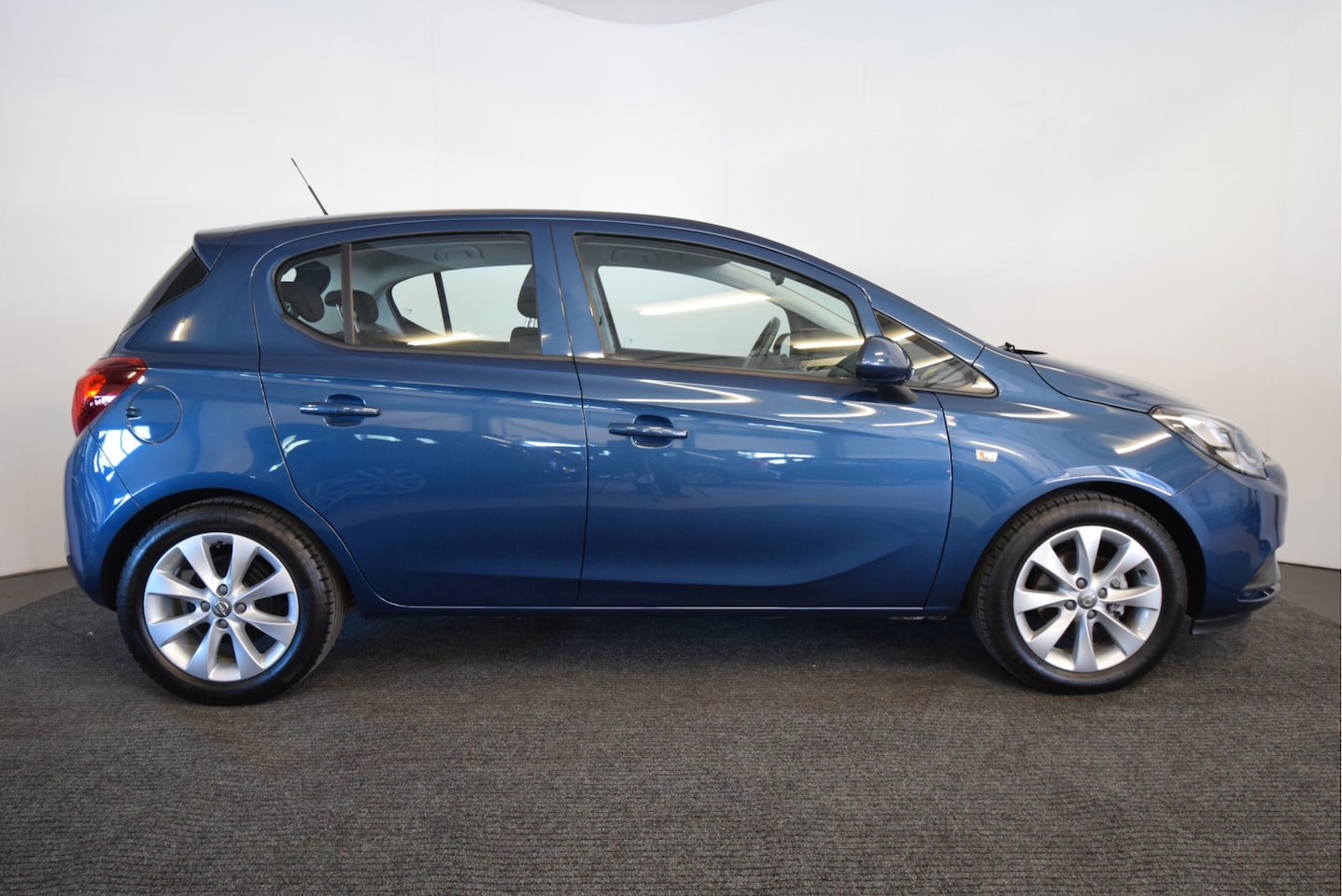 Opel Corsa - 1.2 1.2 - AutoWereld.nl