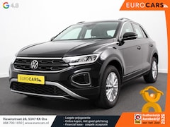 Volkswagen T-Roc - 1.5 TSI 150pk DSG Life Navigatie Apple Carplay/Android Auto Parkeersensoren Camera Adaptiv