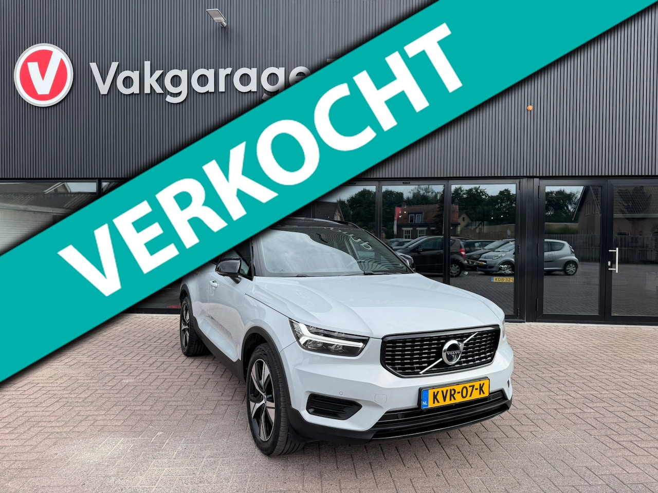 Volvo XC40 - R-Design|pano|h&k|memory|stoel-stuurverwarming - AutoWereld.nl