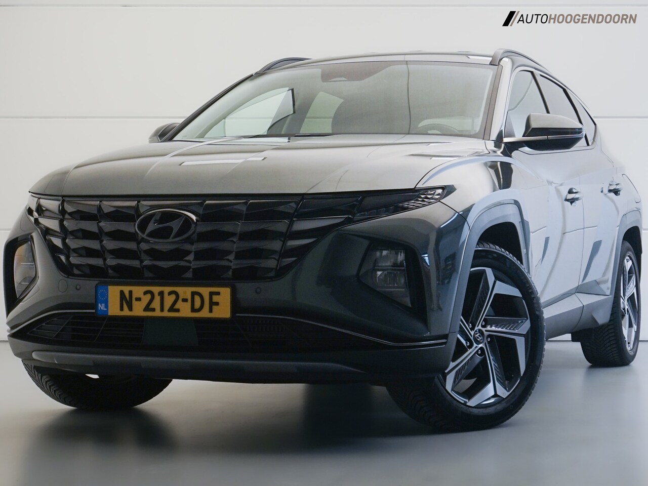 Hyundai Tucson - 1.6 T-GDI PHEV Comfort 4WD (APPLE CARPLAY,TREKHAAK,CLIMATE,STOELVERWARMING,KEYLESS,ADAPTIV - AutoWereld.nl