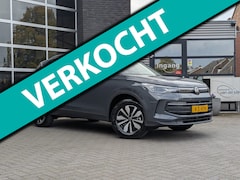 Volkswagen Tiguan - 1.5 eHybrid Life 204pk | Trekhaak | 360 Camera | El. Klep | Stoelverwarming