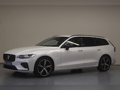 Volvo V60 - T6 Plug-in hybrid AWD Plus Dark | Rijklaarprijs | Trekhaak |