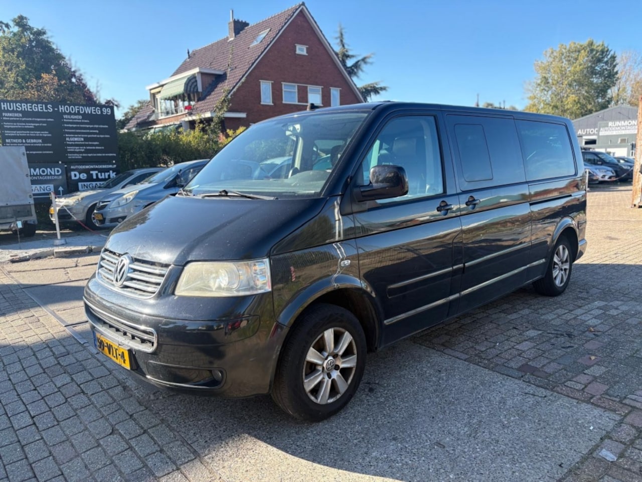 Volkswagen Transporter - 2.5 TDI 340 High.DC AUT AIR SUSPENSION - AutoWereld.nl