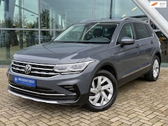 Volkswagen Tiguan - 1.4 TSI Plug In eHybrid 245pk Elektr Trekhaak / Camera / Stoelverwarming