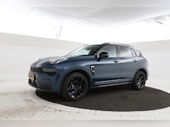 Lynk & Co 01 - 1.5 zwarte hemel