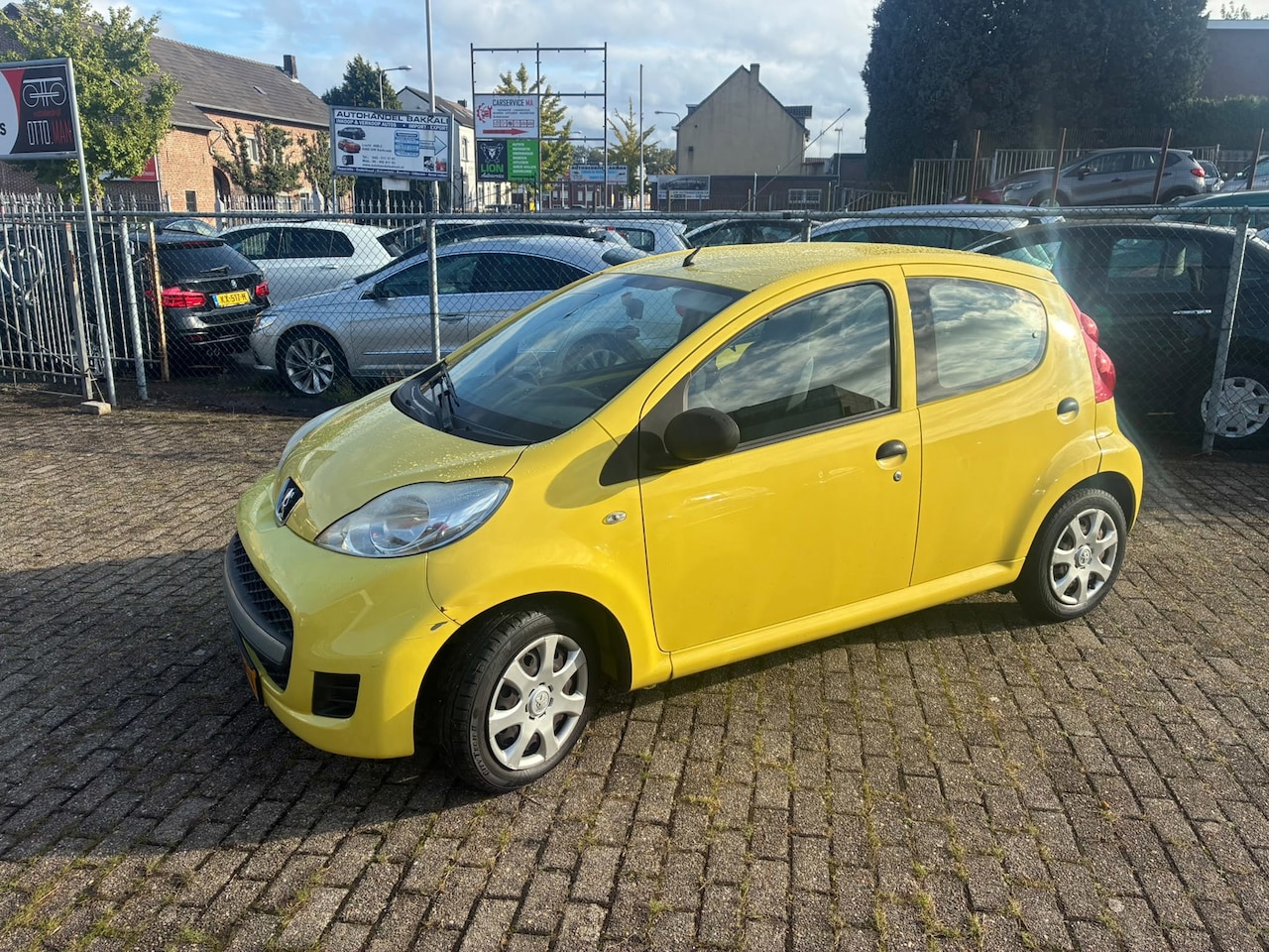 Peugeot 107 - 1.0-12V XR 1.0-12V XR - AutoWereld.nl