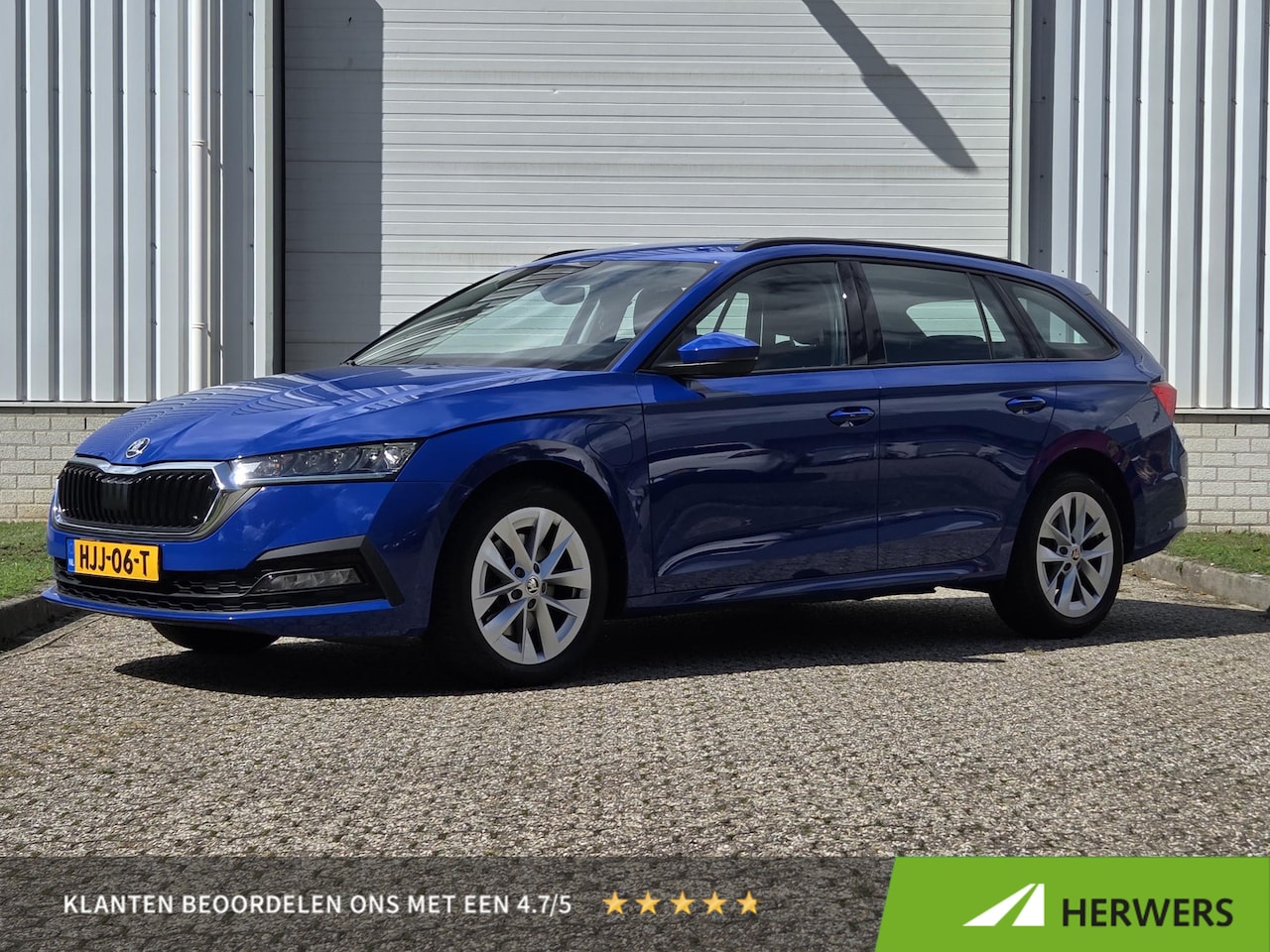 Skoda Octavia Combi - 1.4 TSI iV PHEV Business Edition / Trekhaak (1500KG) / All Season Banden / Navigatie d.m.v - AutoWereld.nl